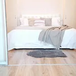 спальня-студия с видом на море и парк