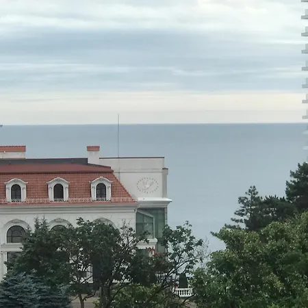 спальня-студия с видом на море и парк Appartamento