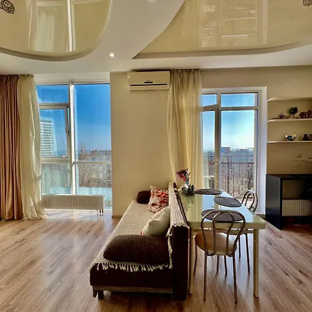 спальня-студия с видом на море и парк *