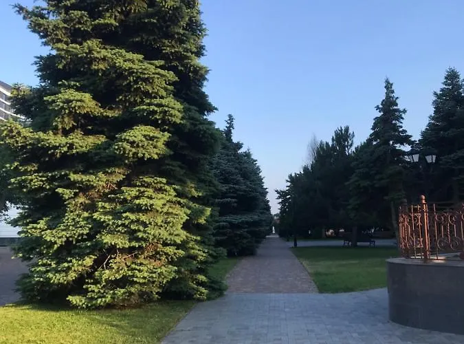 спальня-студия с видом на море и парк * Одеса