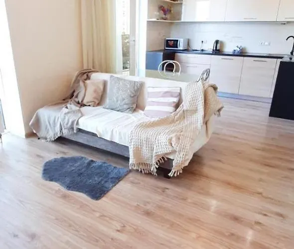 спальня-студия с видом на море и парк Appartement Odessa