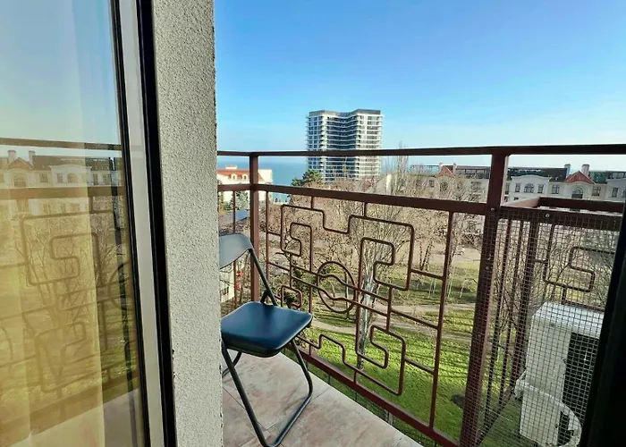 Appartement спальня-студия с видом на море и парк *