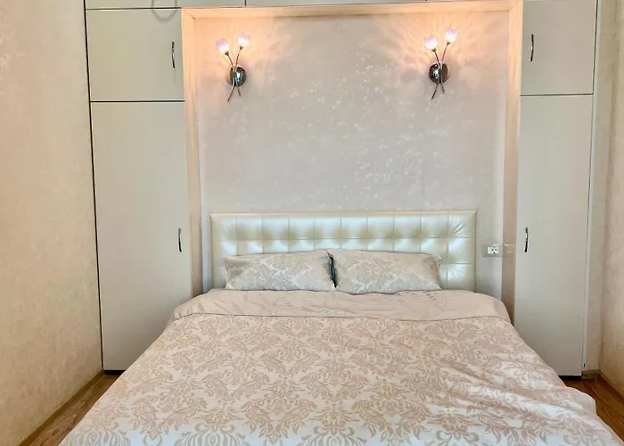 спальня-студия с видом на море и парк * Odessa